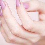 Zdrowe paznokcie: Kompletny przewodnik pielęgnacji, diety i suplementów
