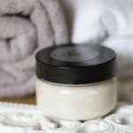 Kosmetyki cukrowe — naturalne peelingi, domowe przepisy i porady pielęgnacyjne