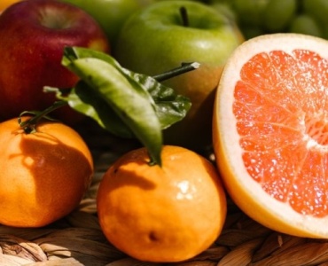 Naturalne źródła witaminy C: najlepsze produkty i praktyczne porady